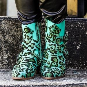 Leopard Print Ankle Boots in Green